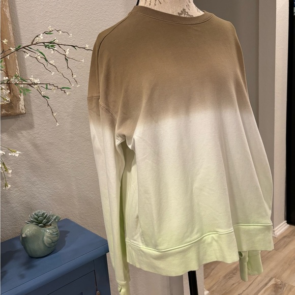 Women's Crew Neck Sweatshirt Thumbholes and Pockets Olive Mint Dip Dye L/XL - Picture 2 of 10